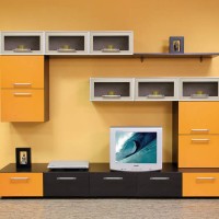 Секция из ДСП со шкафчиками из стекла