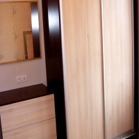 Шкаф-купе с комодом из ДСП